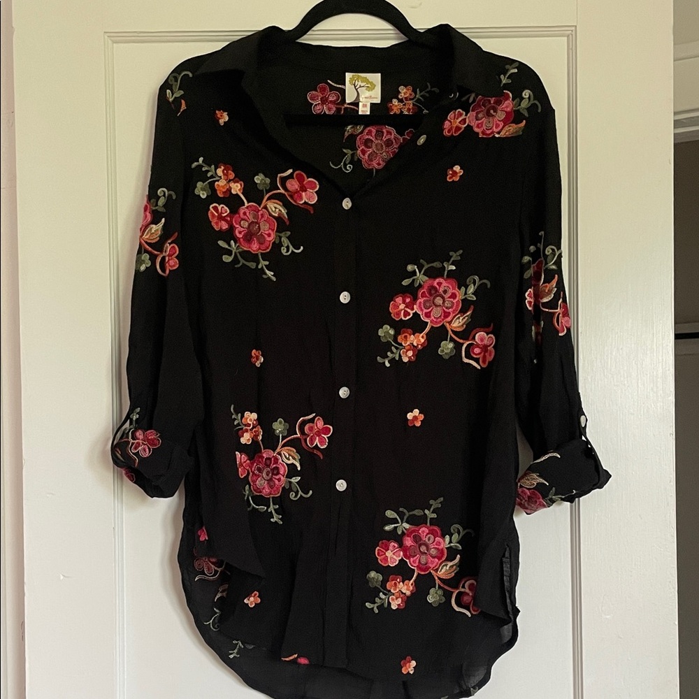 Black Floral Button-Up Women's Blouse